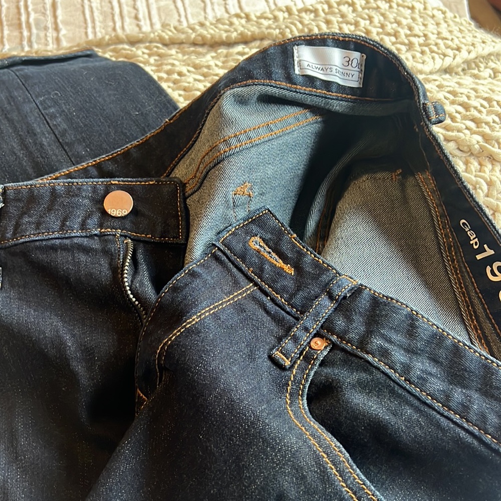 Jeans - Picture 2 of 6